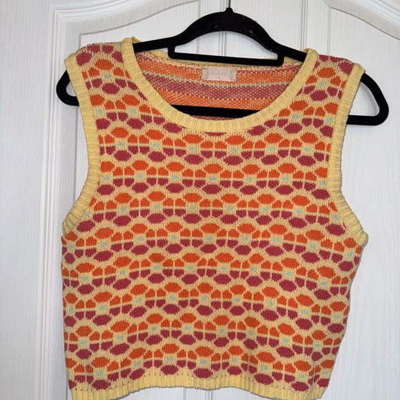 Altar'd State Sweaters - Altar'd State Colorful Geometric Knit Sweater Vest Size Medium
